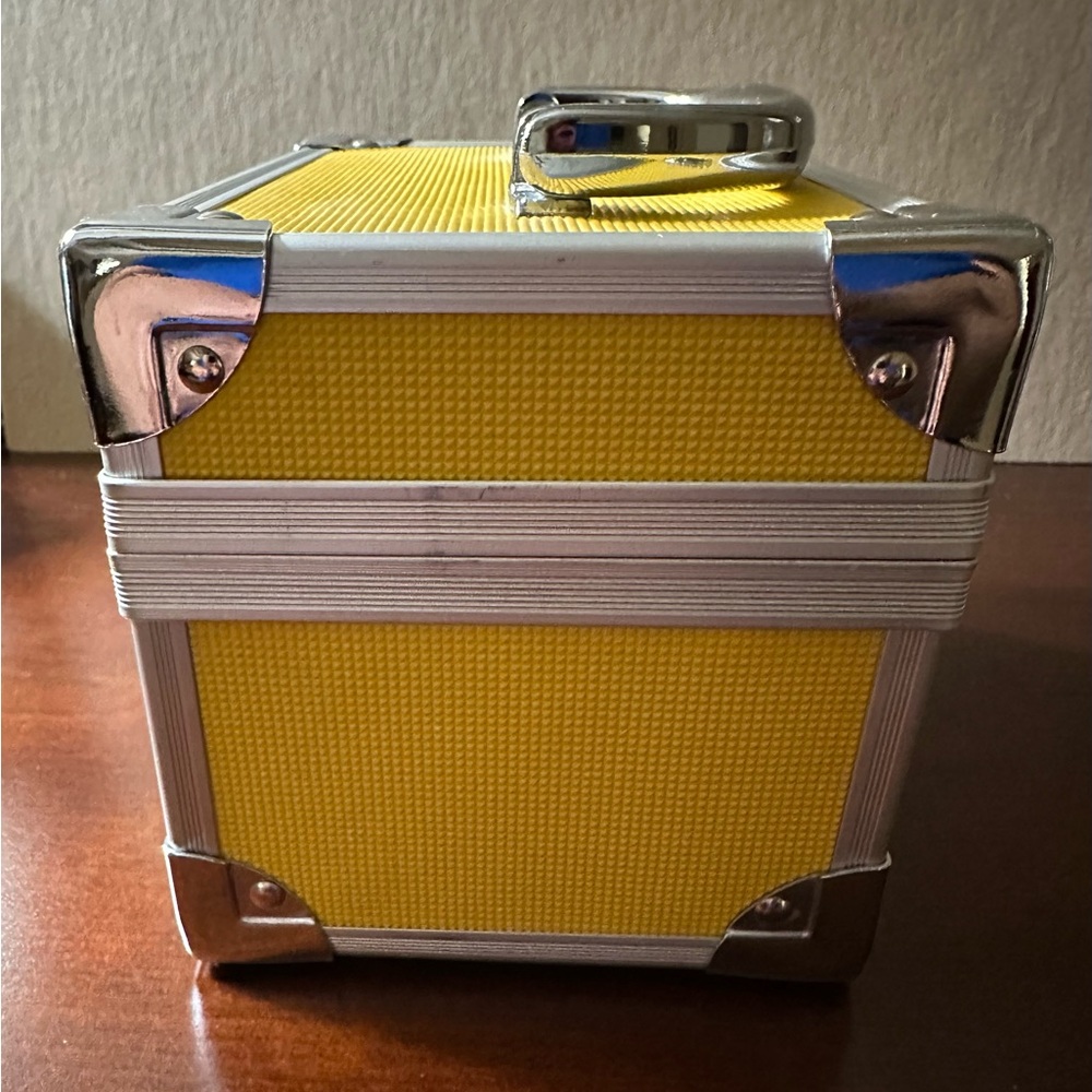 Locking Hard Shell Storage Case - Picture 6 of 12